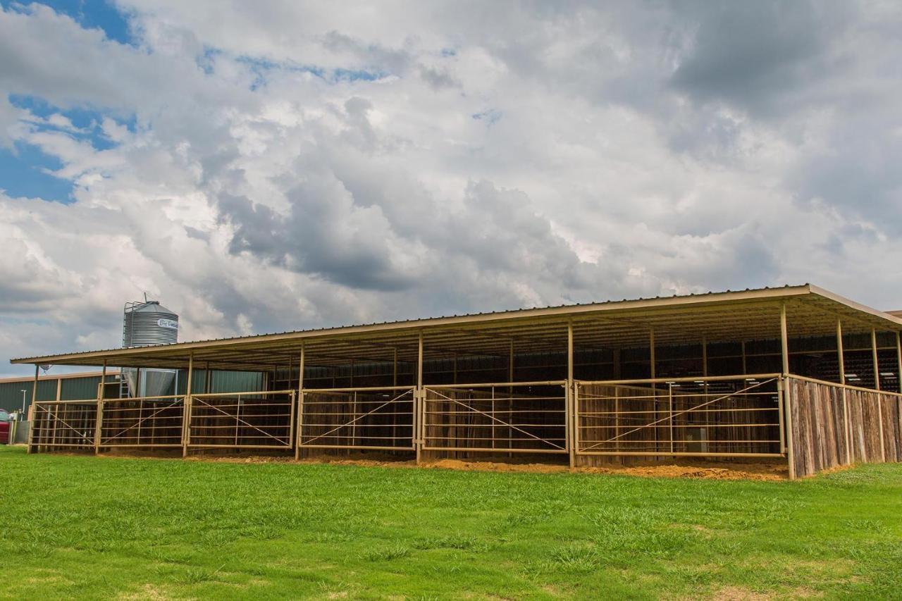 Hotel Nrs Event Center & Guest Ranch Decatur Exterior foto
